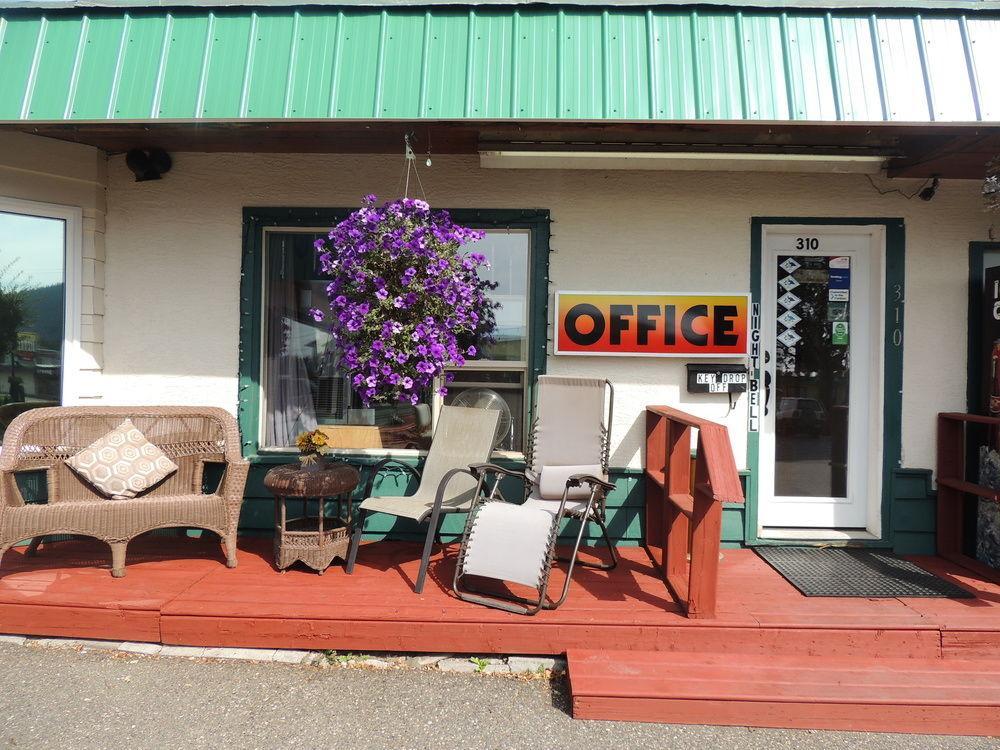 100 Mile & Rv Park 3* 100 Mile House