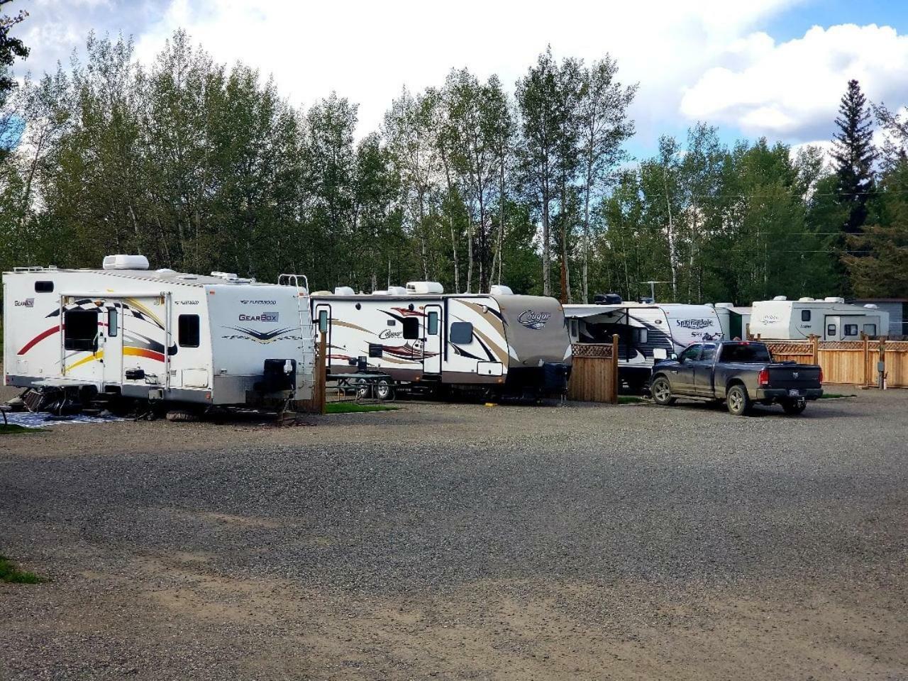 100 Mile & Rv Park 3* 100 Mile House