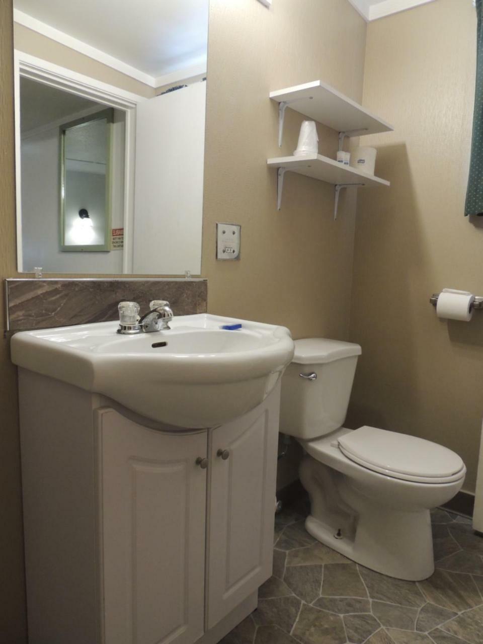 100 Mile & Rv Park 3* 100 Mile House